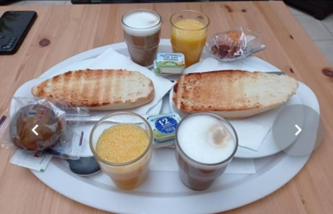 Hostal Fenix 헤레스 외부 사진